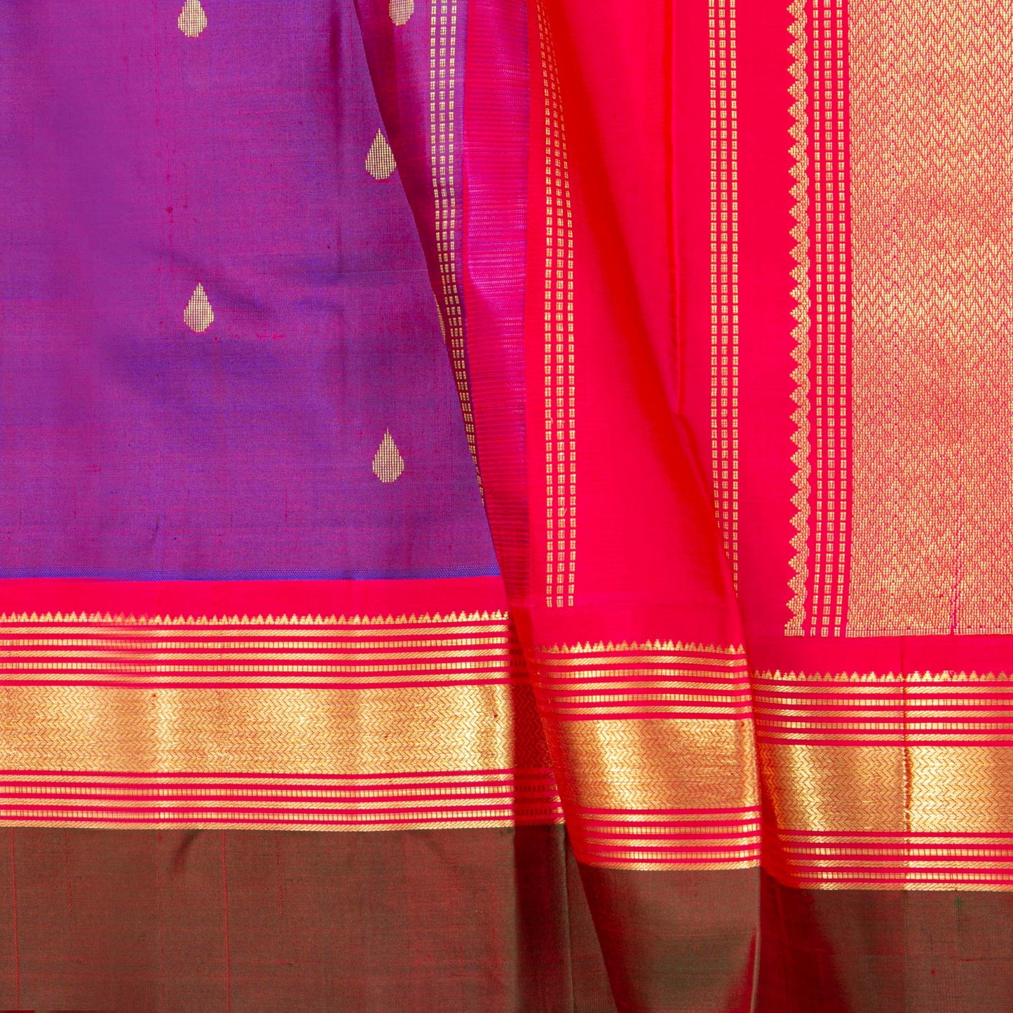 Magenta Kanchipuram Silk Saree For Festive Wear PV NYC 1885