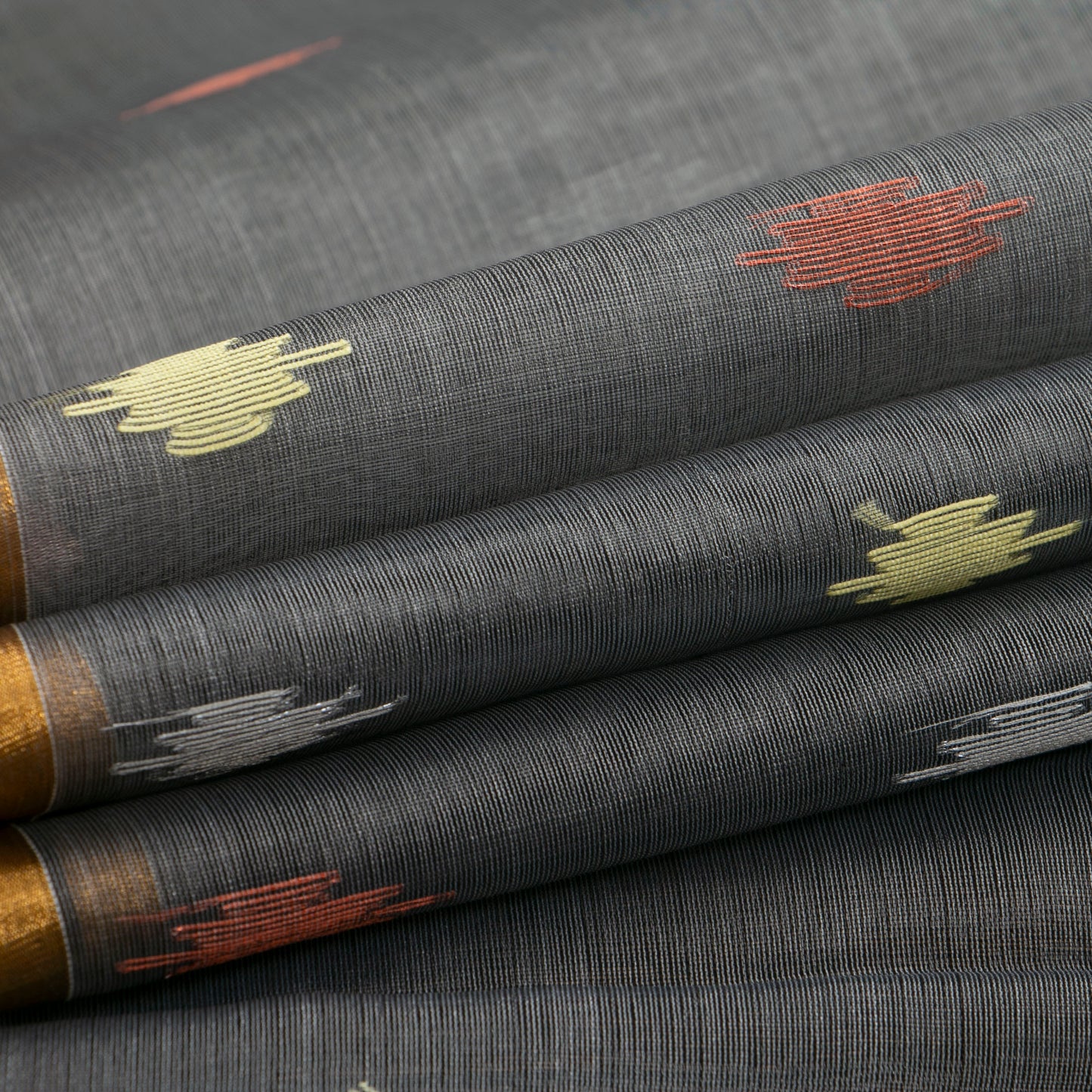 Grey Dhakai Jamdani Silk Saree Handwoven PV MJ 68