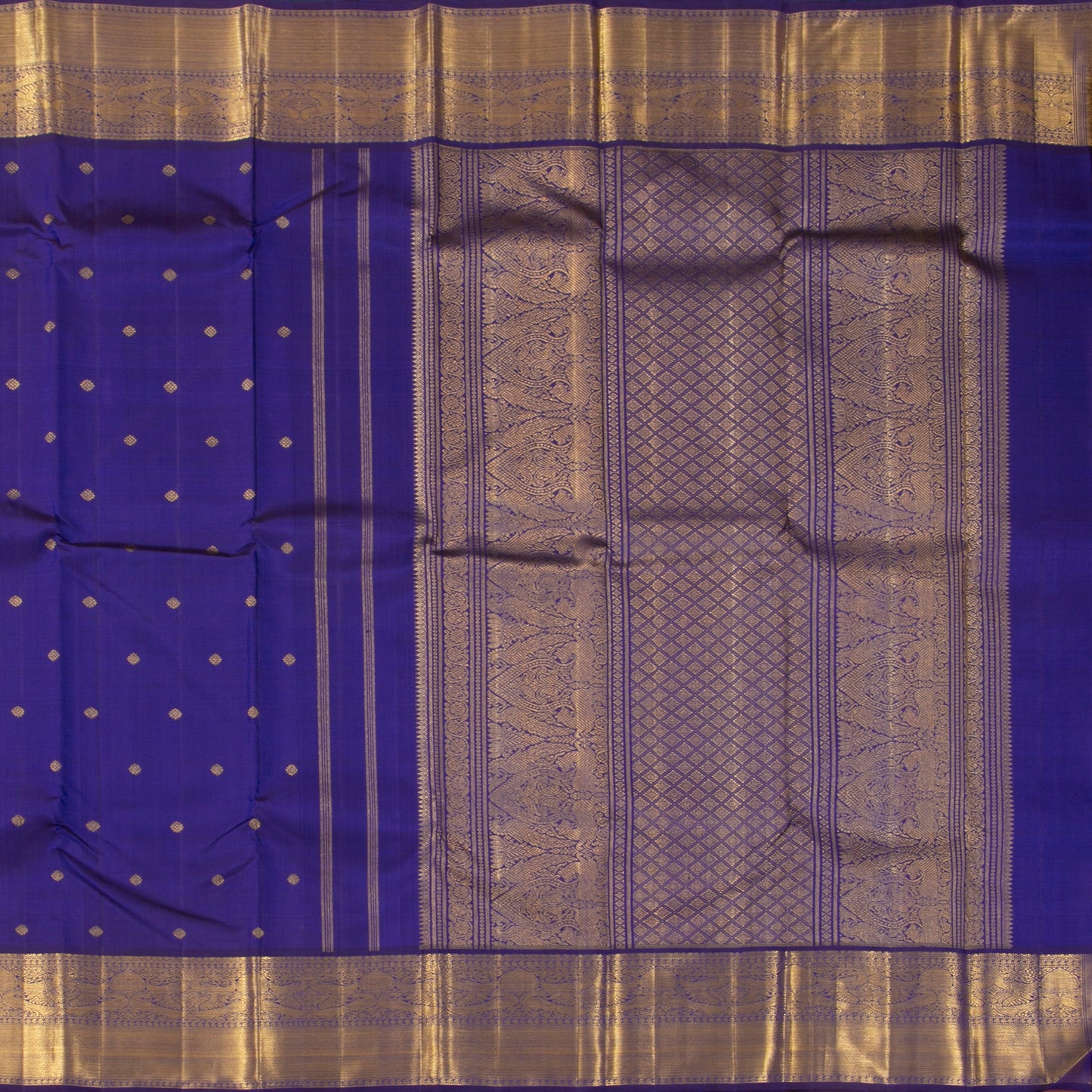 Blue Kanchipuram Silk Saree With Medium Border Handwoven Pure Silk For Wedding Wear PV 2038