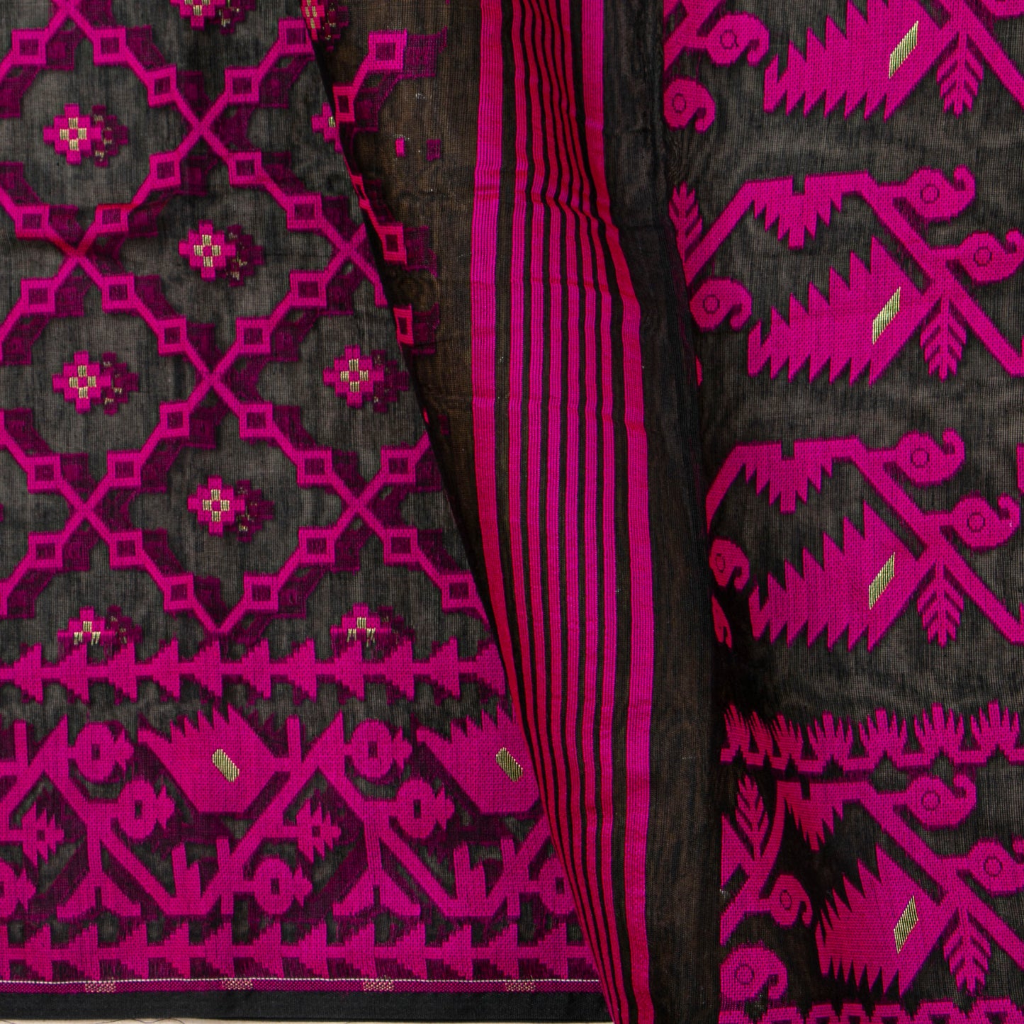 Black And Pink Dhakai Jamdani Mulmul Silk Saree For Party Wear PV MJ 137