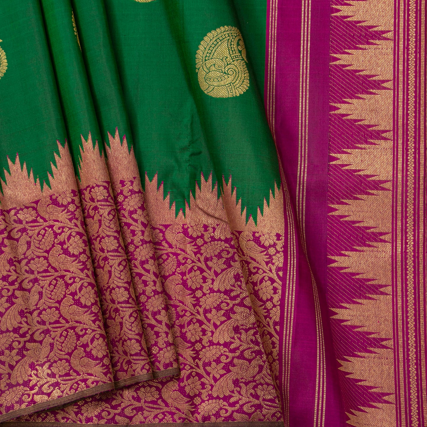 Green And Magenta Kanchipuram Silk Saree For Festive Wear PV NYC 1793