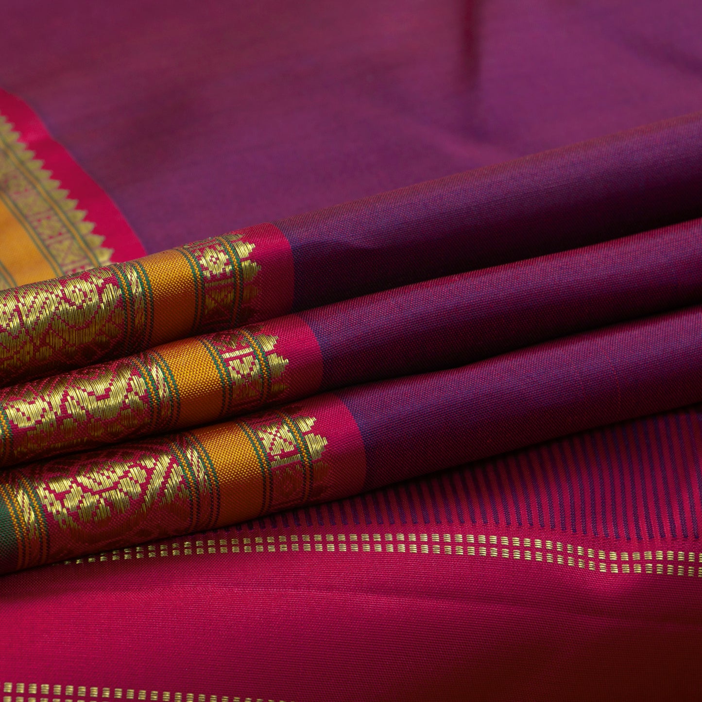 Magenta And Pink Kanchipuram Silk Saree With Medium Border Handwoven Pure Silk For Festive Wear PV J 4504