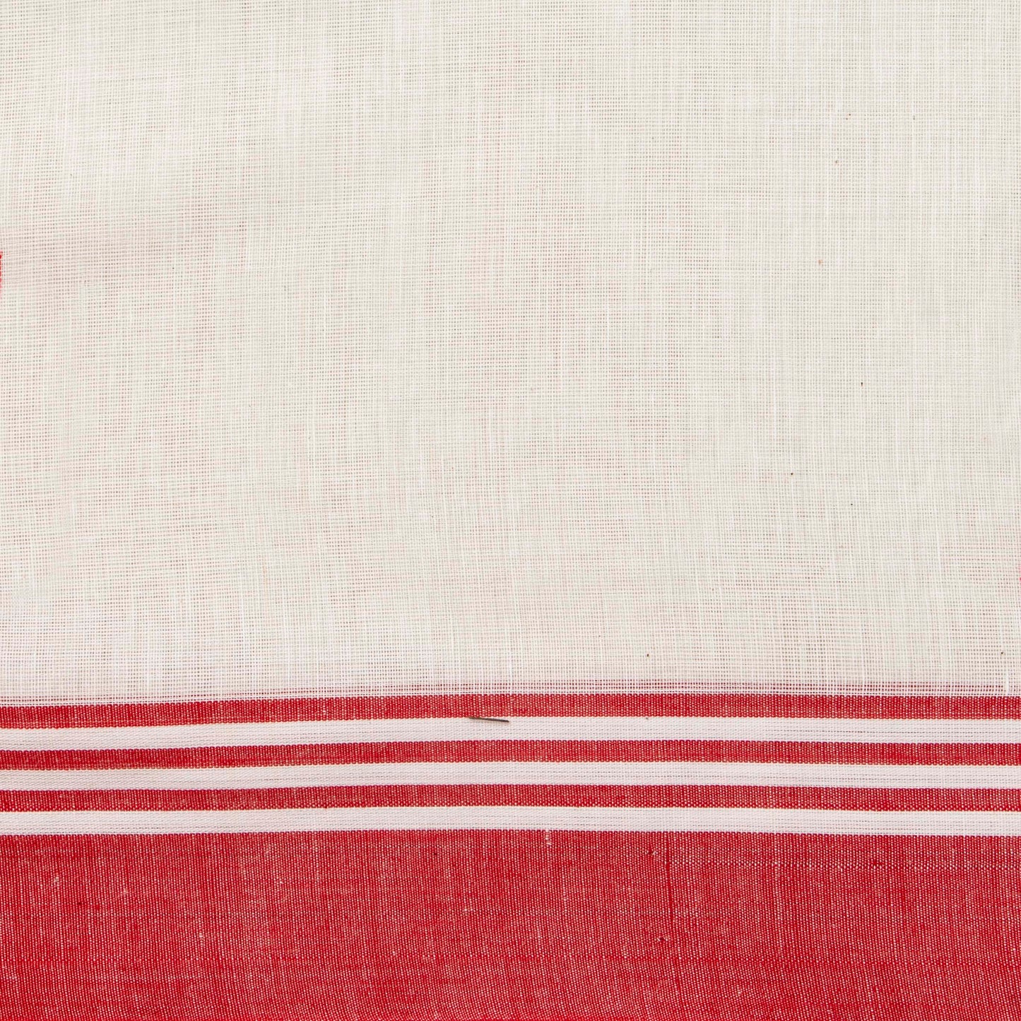 Off White And Red Dhakai Jamdani Khadi Mulmul Saree For Party Wear PV MJ 161