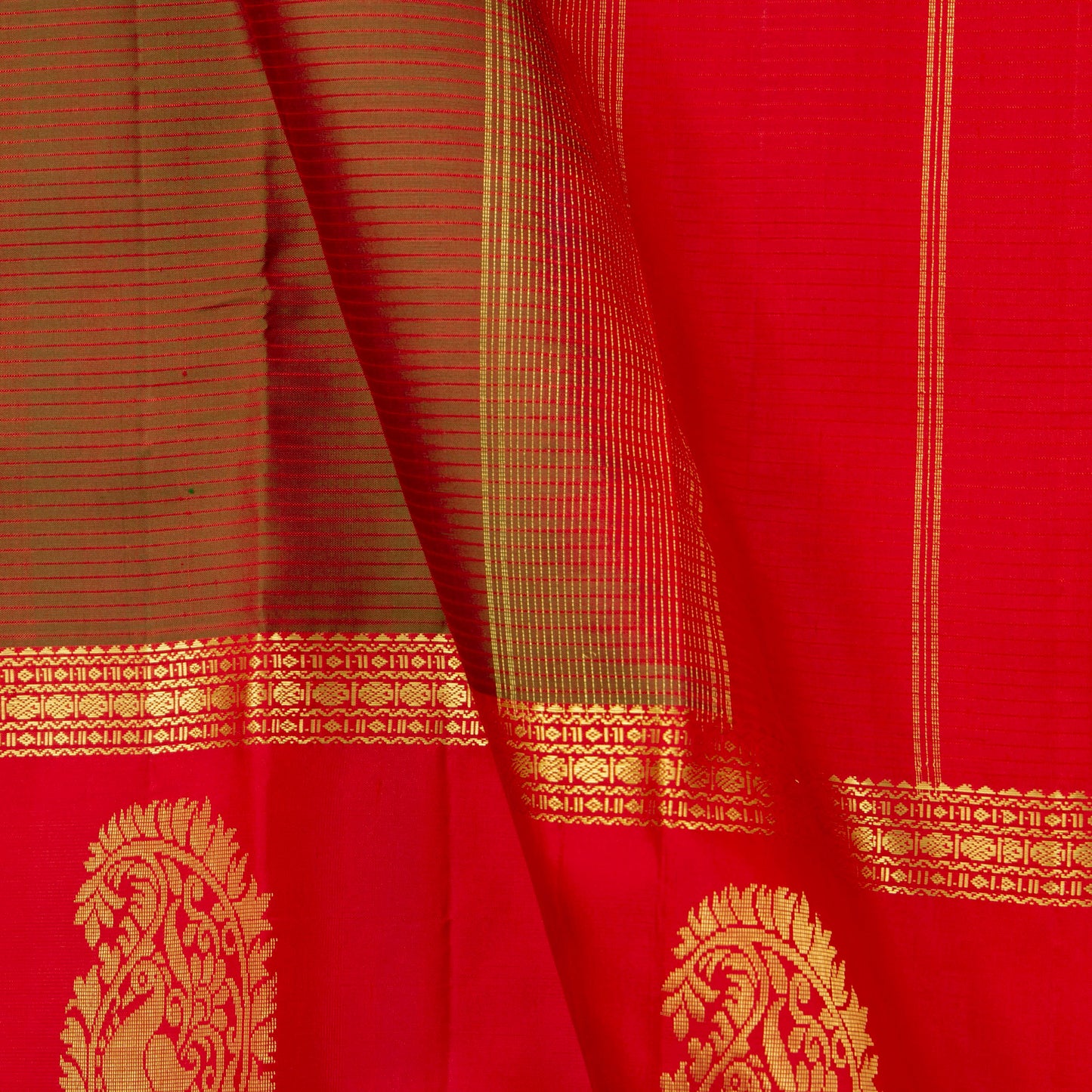 Manthulir Green And Red Kanchipuram Silk Saree For Festive Wear PV NYC 1432