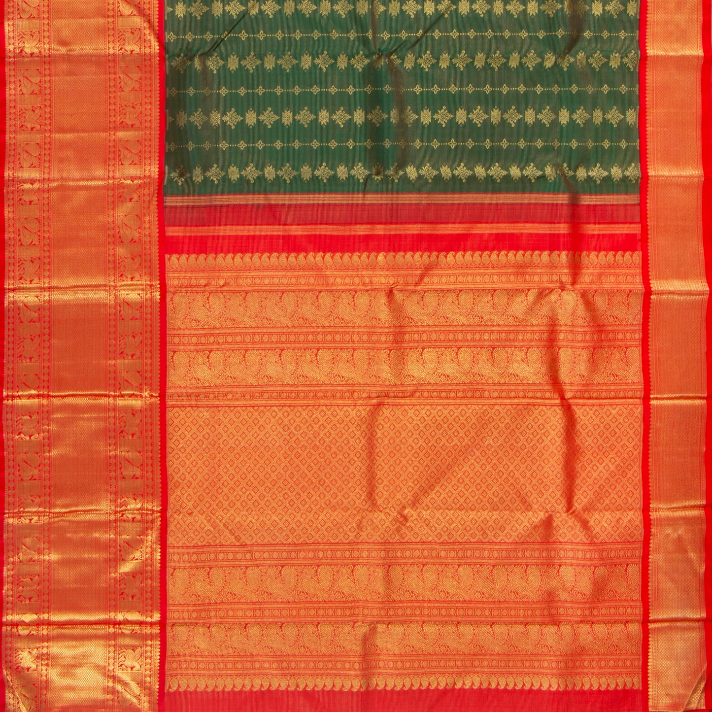 Green And Red Kanchipuram Silk Saree For Wedding Wear PV NYC 1387