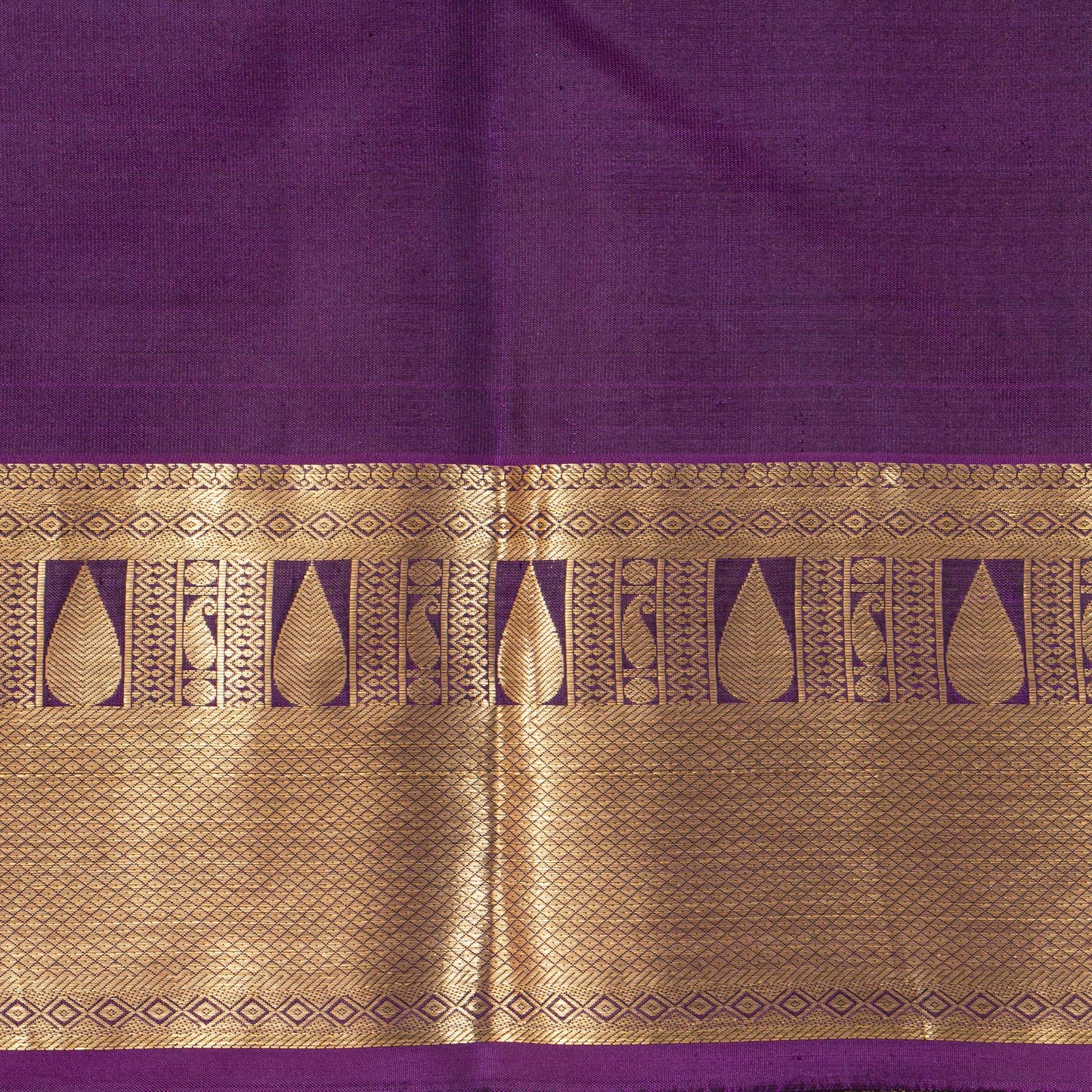 Purple Kanchipuram Silk Saree For Wedding Wear PV MEN 199 - Silk Sari - Panjavarnam PV MEN 199