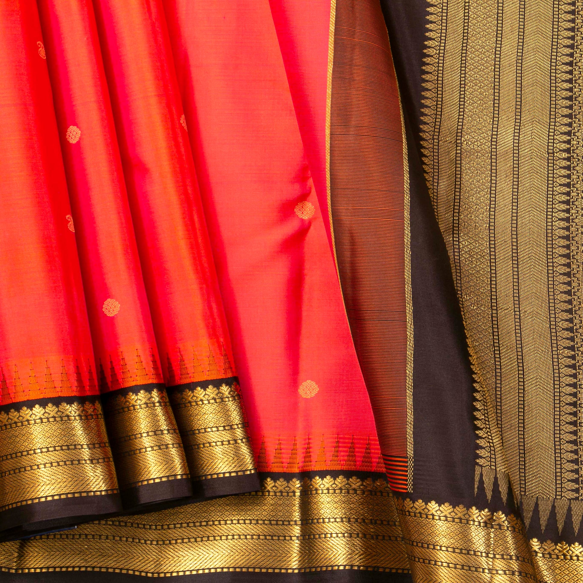 Red And Orange Dual Tone Kanchipuram Silk Saree With Temple Korvai Border For Festive Wear PV MEN 131 - Silk Sari - Panjavarnam PV MEN 131