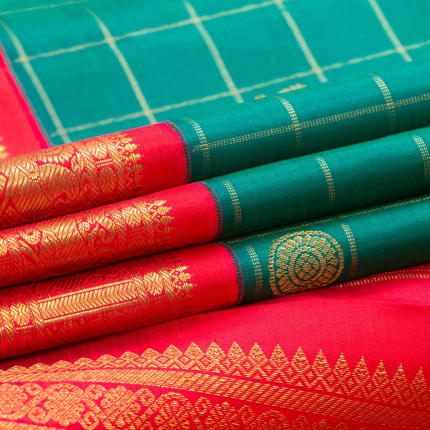 Turquoise Green And Red Kanchipuram Silk Saree With Korvai Contrast Border For Wedding Wear PV NYC 1268