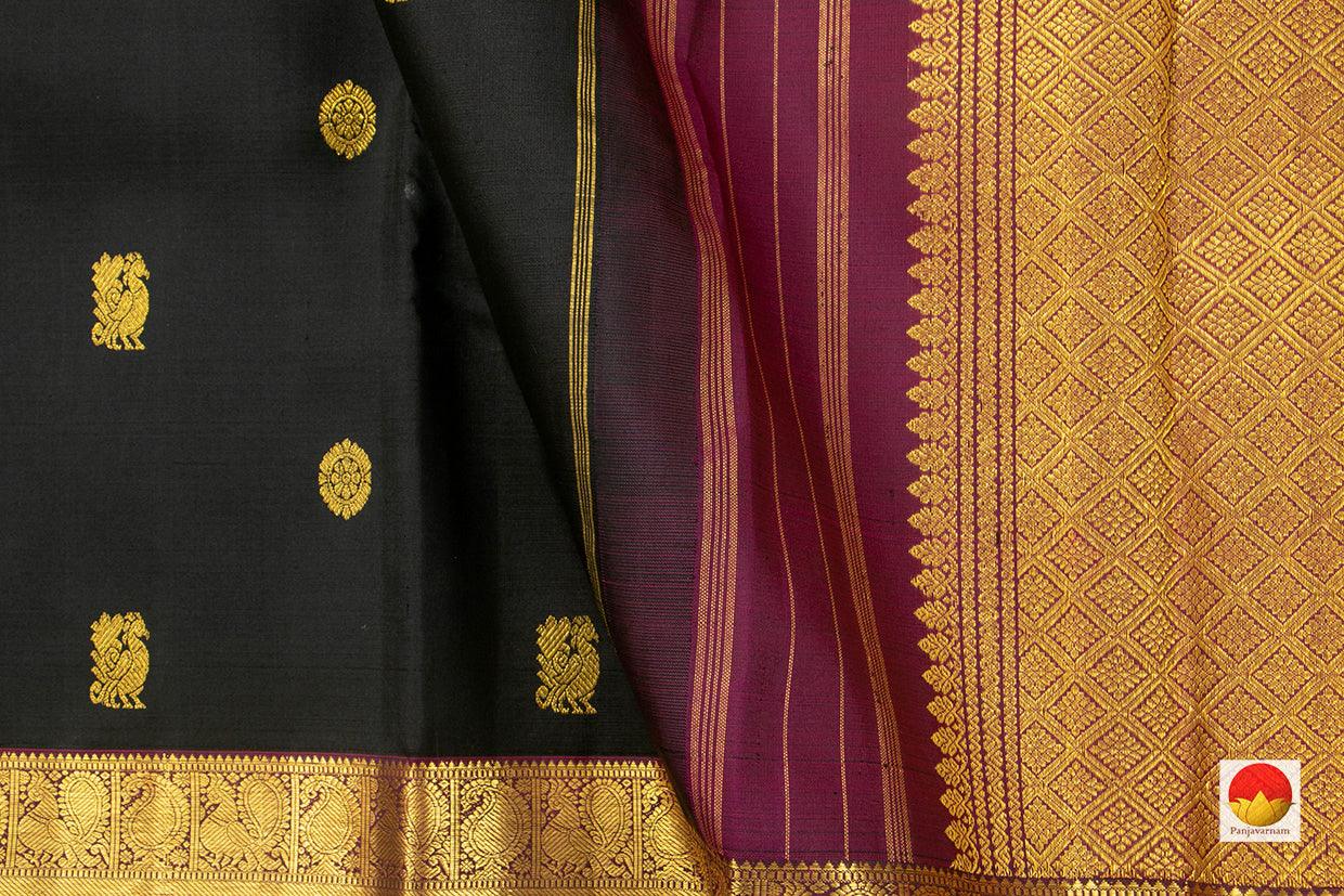 Black And Magenta Kanchipuram Silk Saree With Medium Border Handwoven Pure Silk For Festive Wear PV NYC 993 - Silk Sari - Panjavarnam