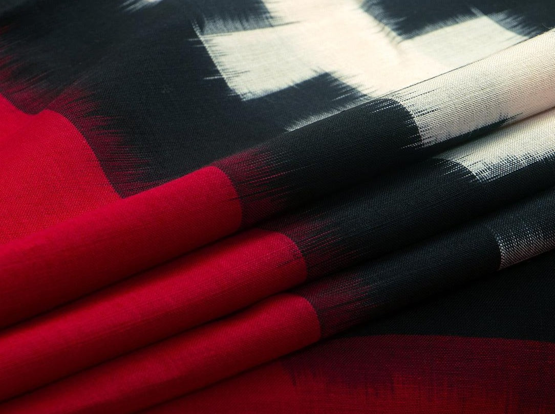 Black And Maroon Pochampally Ikkat Cotton Saree Handwoven SC 151 - Cotton Saree - Panjavarnam SC 151