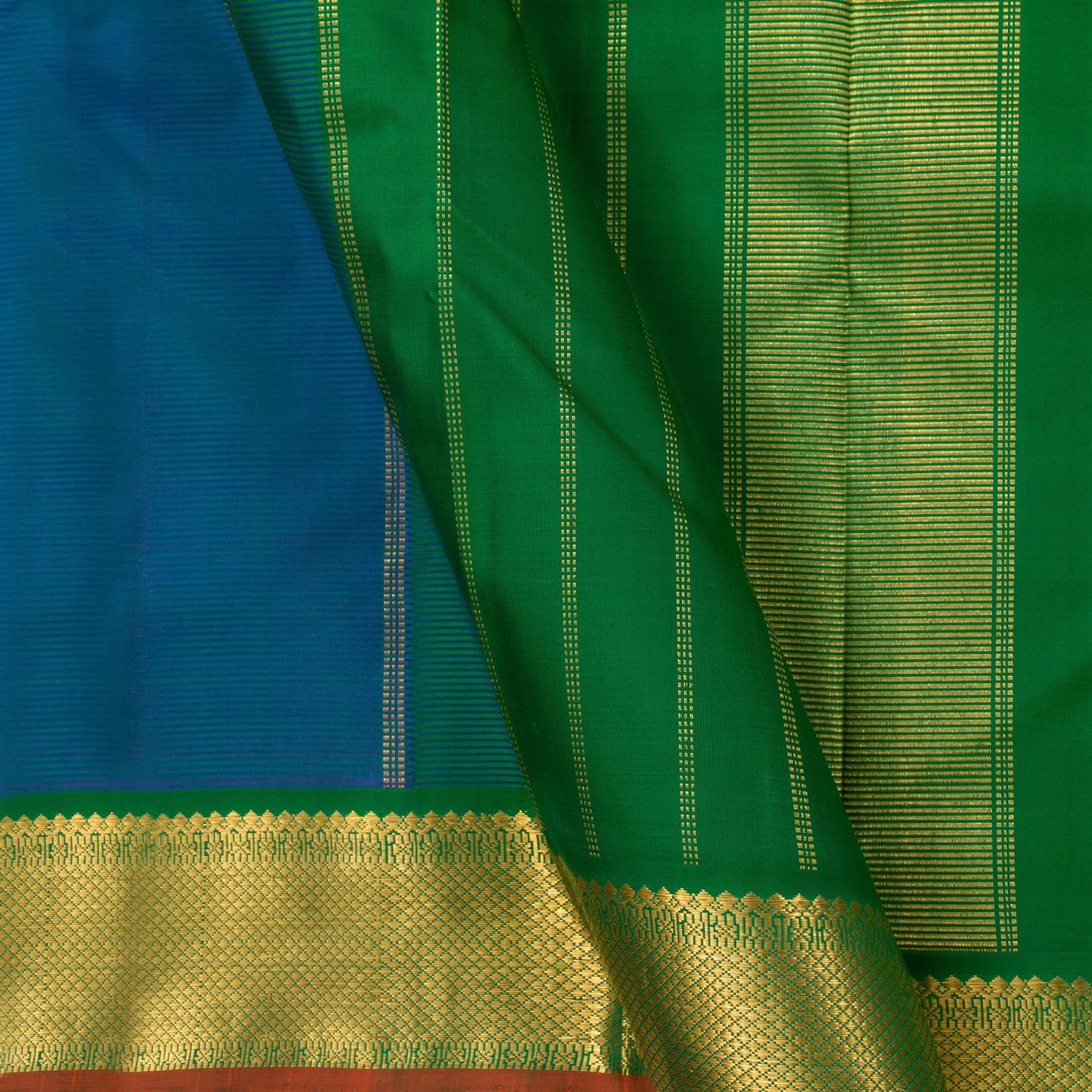 Blue And Green Kanchipuram Silk Saree With Small Border Handwoven Pure Silk For Festive Wear PV J 2470 - Silk Sari - Panjavarnam PV J 2470