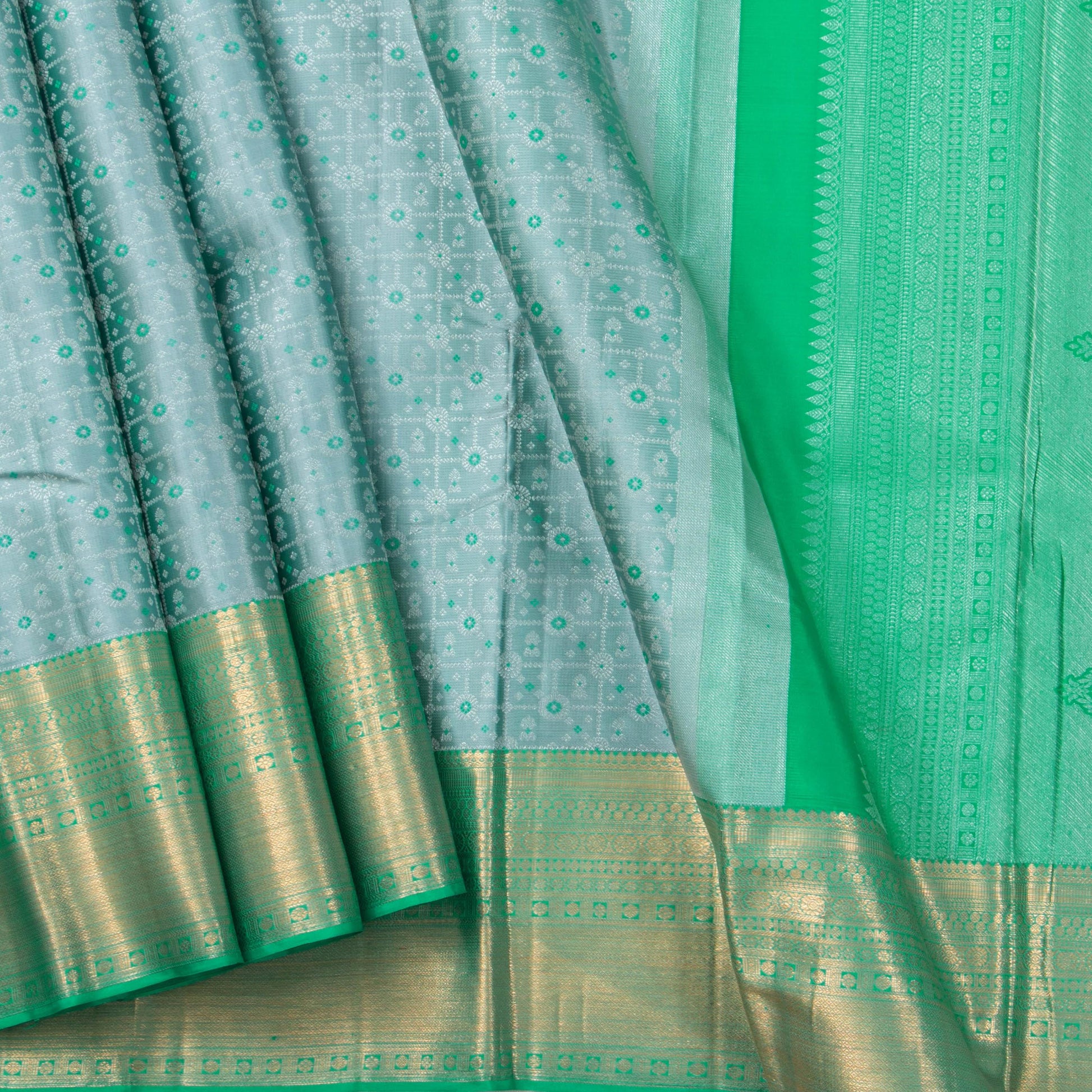 Blue And Sea Green Kanchipuram Silk Saree With Medium Border Handwoven Pure Silk For Wedding Wear PV NYC 1234 - Silk Sari - Panjavarnam PV NYC 1234