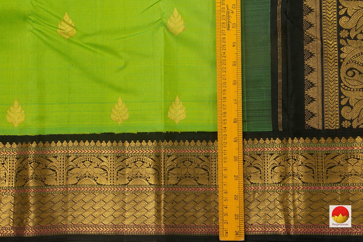Green And Black Kanchipuram Silk Saree With Contrast Korvai Border Handwoven Pure Silk Pure Zari For Festive Wear PV J 4400 - Silk Sari - Panjavarnam