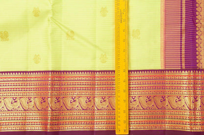 Green And Magenta Kanchipuram Silk Saree With Gold Zari Gandaberunda Motifs And Medium Border Handwoven Pure Silk For Wedding Wear PV 2033 - Silk Sari - Panjavarnam