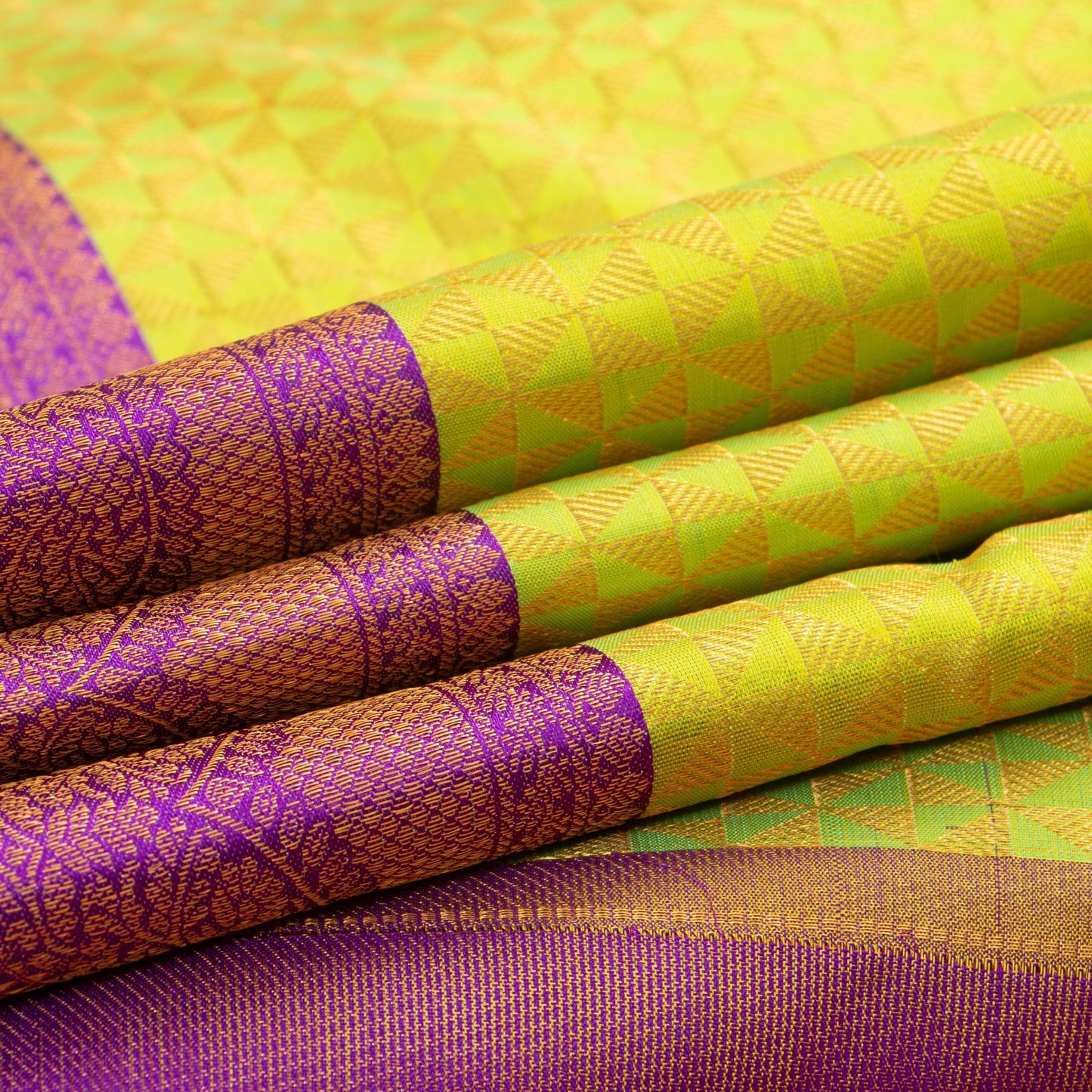 Green And Purple Kanchipuram Silk Saree With Medium Border Handwoven Pure Silk For Wedding Wear PV NYC 1221 - Silk Sari - Panjavarnam PV NYC 1221