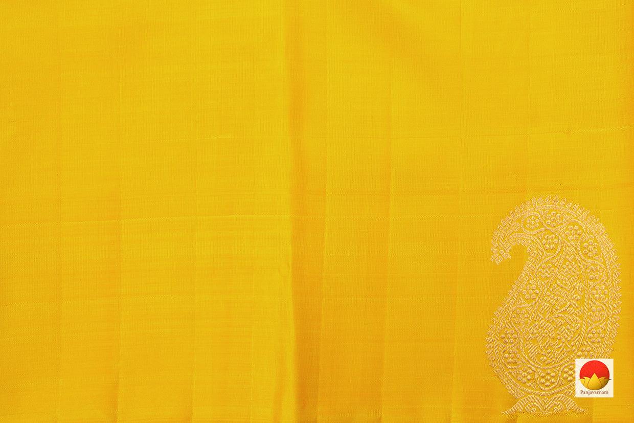 Green And Yellow Kanchipuram Silk Saree With Medium Border Handwoven Pure Silk For Party Wear PV NYC 1032 - Silk Sari - Panjavarnam PV NYC 1032