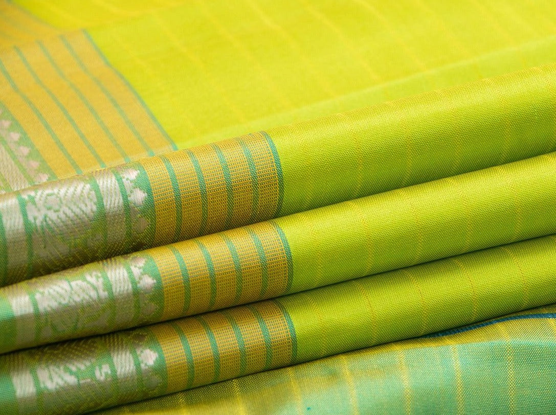 Green Kanchipuram Silk Saree Handwoven Pure Silk No Zari Medium Border Office wear PV KNN 161 - Silk Sari - Panjavarnam PV KNN 161