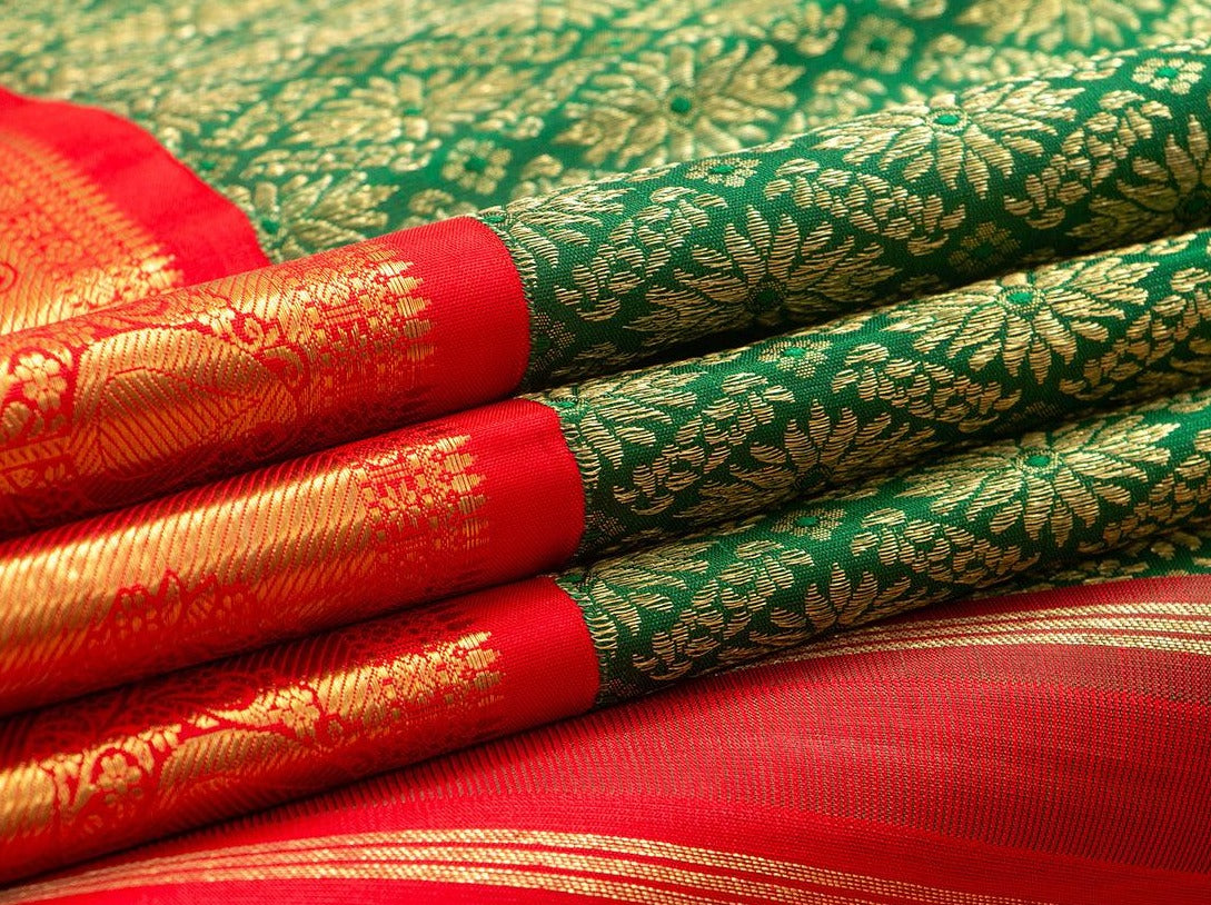 Green Kanchipuram Silk Saree With Contrast Red Border Handwoven Pure Silk Pure Zari For Wedding Wear PV NYC 950 - Silk Sari - Panjavarnam
