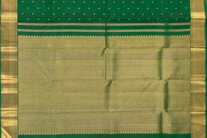 Green Kanchipuram Silk Saree With Kamalam Motifs And Medium Border Handwoven Pure Silk For Wedding Wear PV NYC 1014 - Silk Sari - Panjavarnam PV NYC 1014