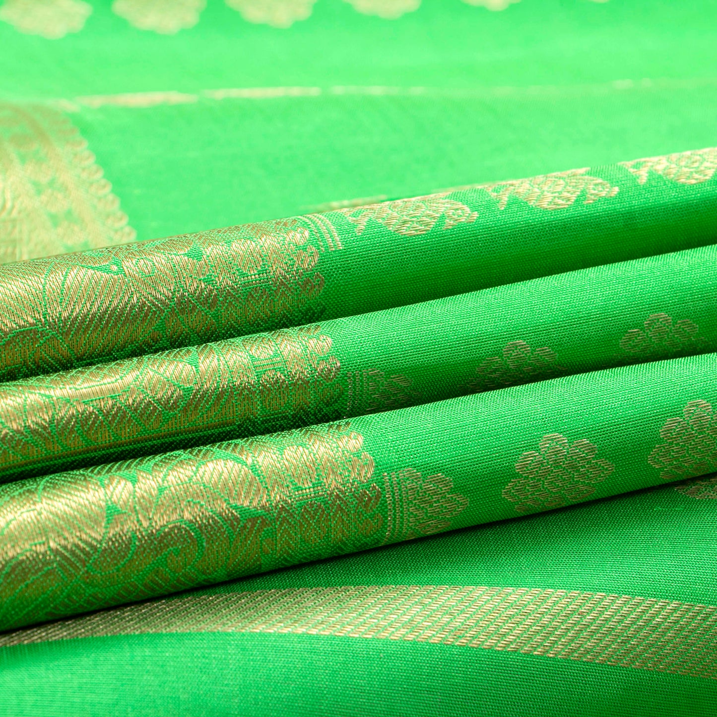 Green Kanchipuram Silk Saree With Long Border For Bridal Wear PV NYC 1451 - Silk Sari - Panjavarnam PV NYC 1451