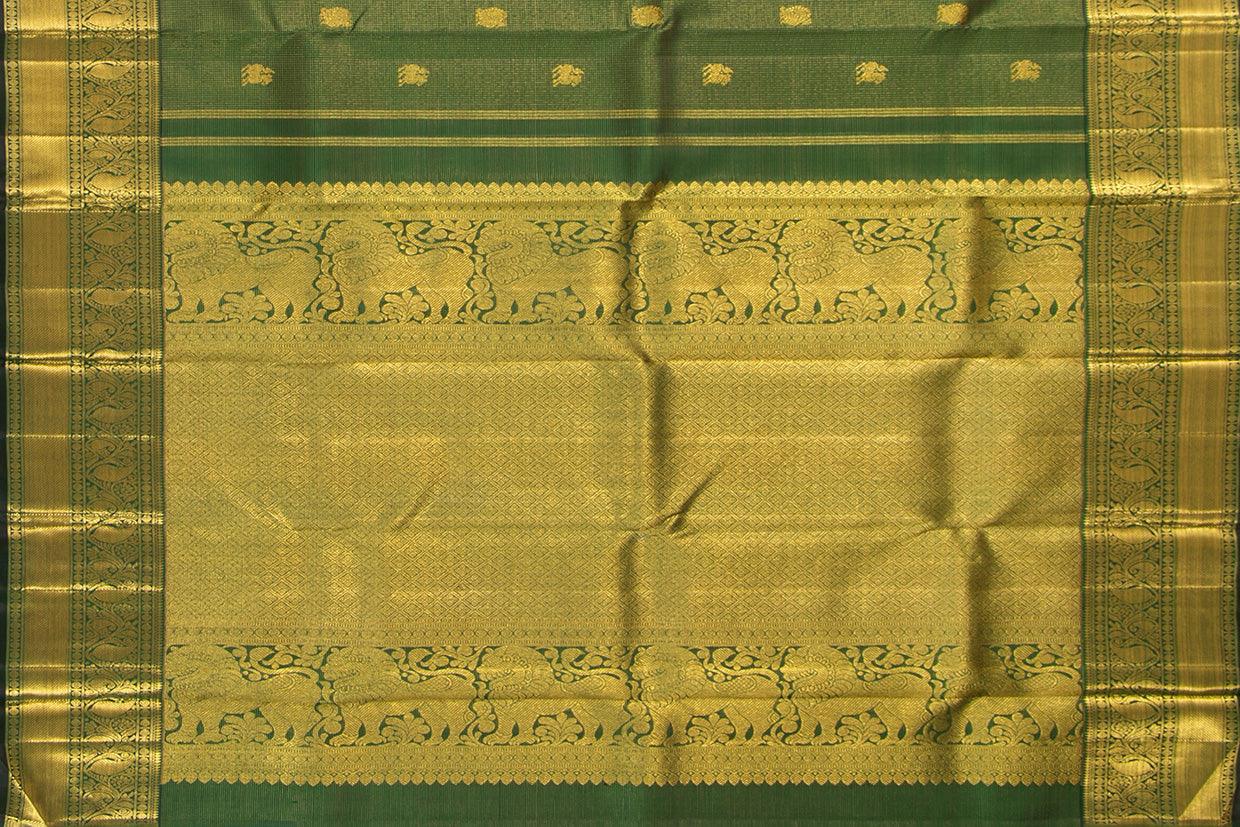 Green Kanchipuram Silk Saree With Medium Border Handwoven Pure Silk For Wedding Wear PV NYC 1025 - Silk Sari - Panjavarnam PV NYC 1025