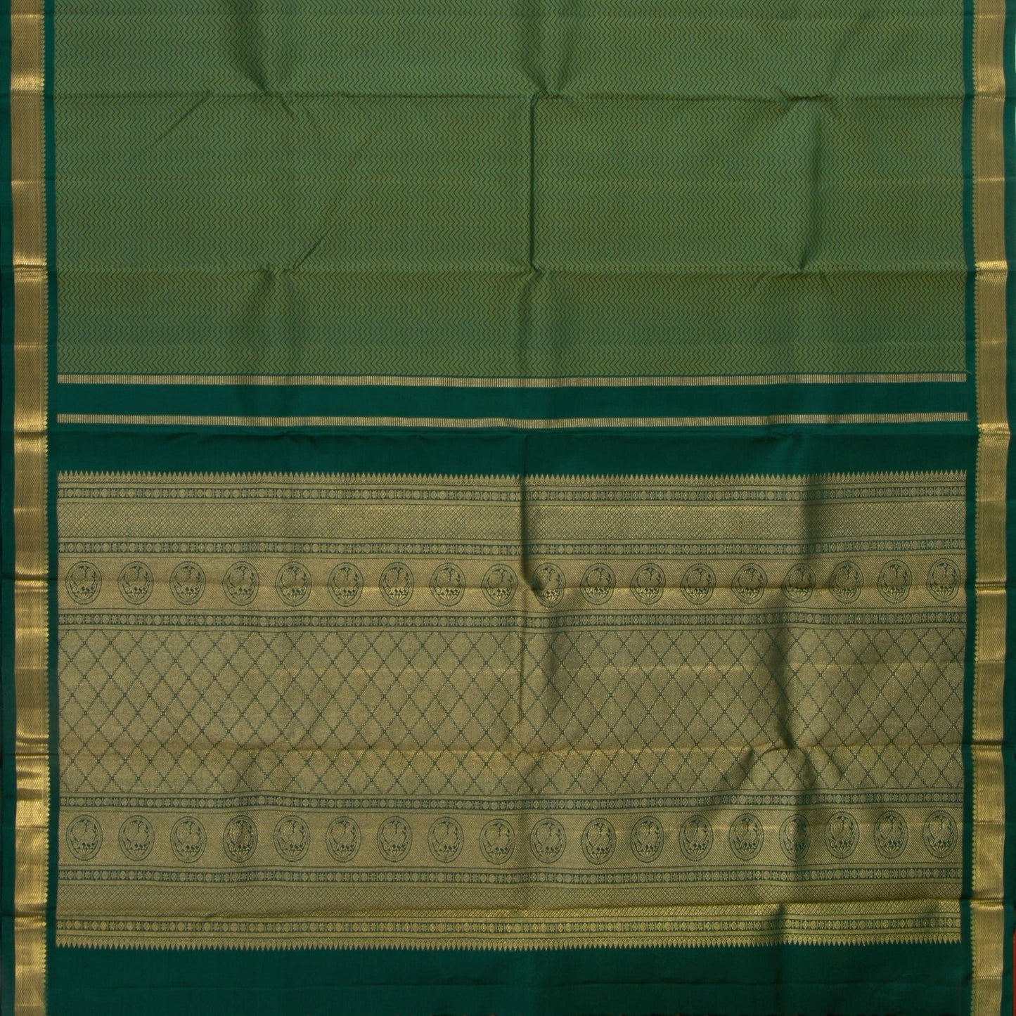 Green Kanchipuram Silk Saree With Small Border Handwoven Pure Silk For Festive Wear PV NYC 1164 - Silk Sari - Panjavarnam PV NYC 1164