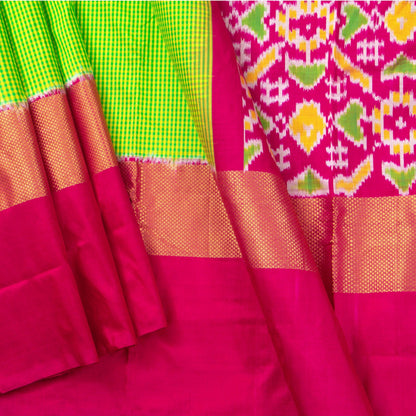 Green Pochampally Silk Saree With Pink Zari Border Handwoven Ikkat Pure Silk For Office Wear PIK 368 - Pochampally Silk - Panjavarnam PIK 368