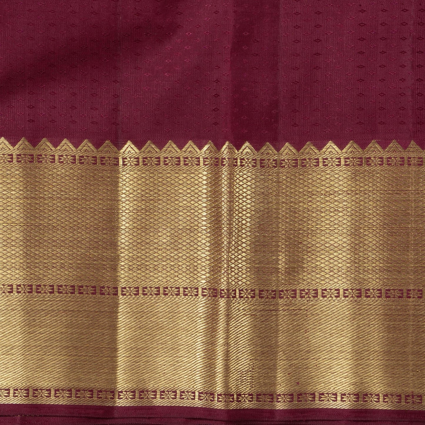 Lavender And Maroon Kanchipuram Silk Saree With Medium Border Handwoven Pure Silk For Wedding Wear PV NYC 1131 - Silk Sari - Panjavarnam PV NYC 1131