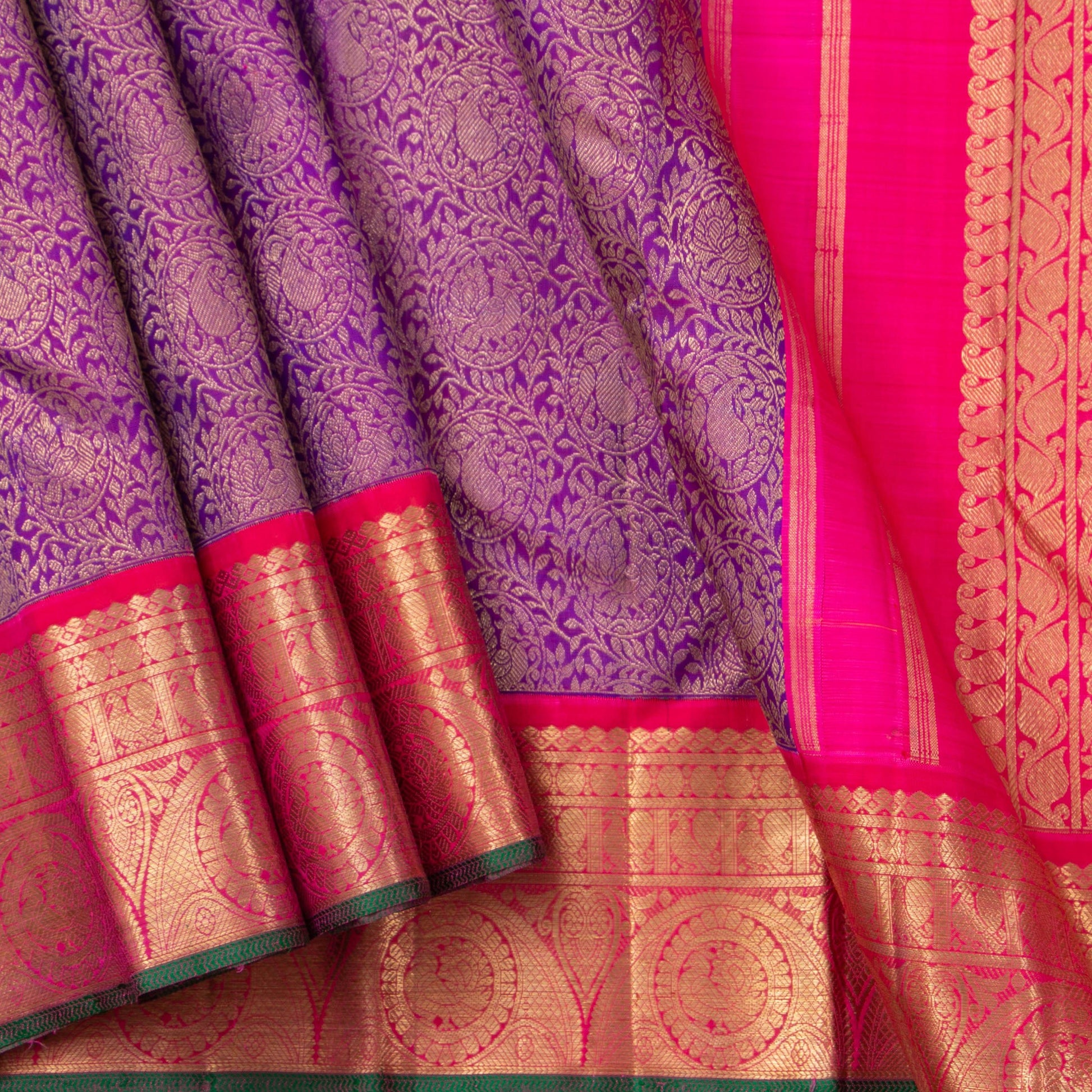 Magenta And Pink Kanchipuram Silk Saree With Medium Border Handwoven Pure Silk For Wedding Wear PV NYC 1134 - Silk Sari - Panjavarnam PV NYC 1134