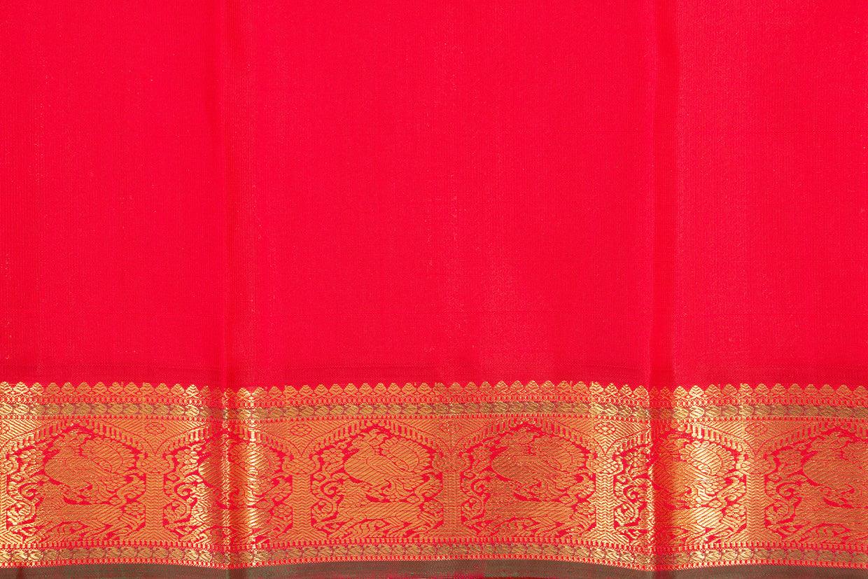 Magenta And Red Kanchipuram Silk Saree With Small Border Handwoven Pure Silk For Wedding Wear PV NYC 1097 - Silk Sari - Panjavarnam PV NYC 1097