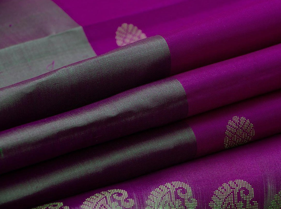 Magenta Kanchipuram Silk Saree Handwoven Pure Silk No Zari Light Weight With Medium Border Office Wear PV KNN 179 - Silk Sari - Panjavarnam PV KNN 179