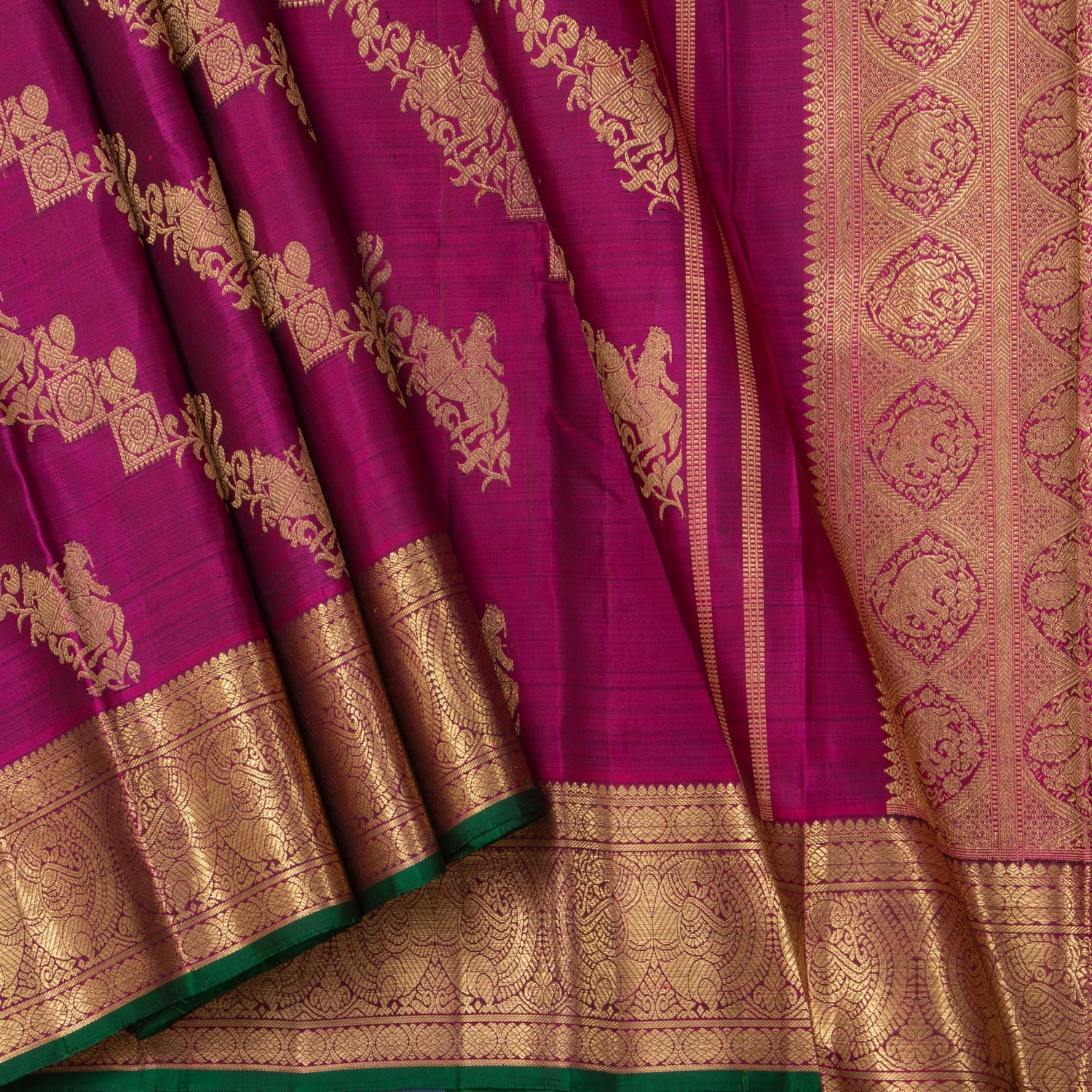 Magenta Kanchipuram Silk Saree With Green Selvedge For Bridal Wear PV NYC 1136 - Silk Sari - Panjavarnam PV NYC 1136