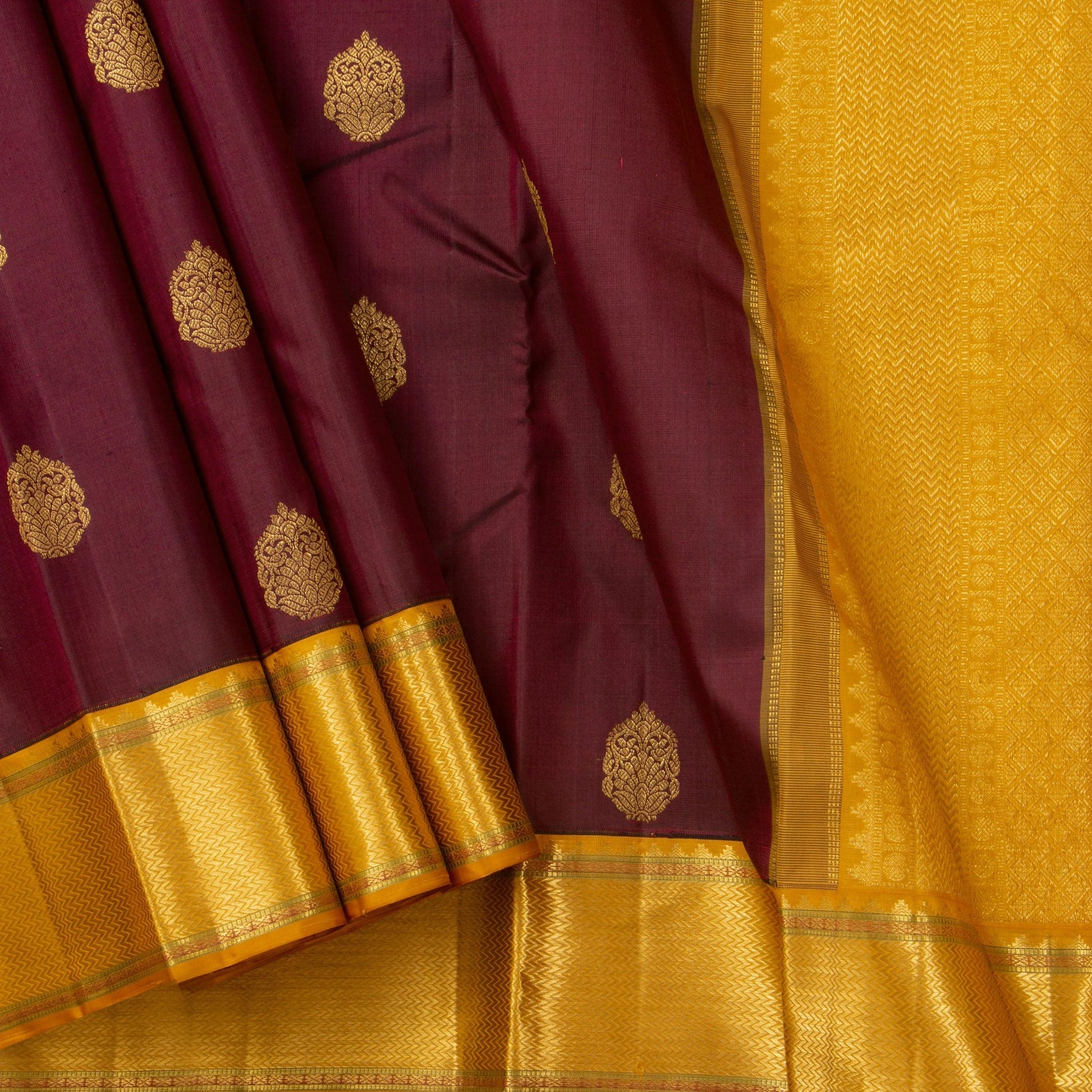 Maroon And Mustard Kanchipuram Silk Saree With Medium Border Handwoven Pure Silk For Wedding Wear PV NYC 1185 - Silk Sari - Panjavarnam PV NYC 1185