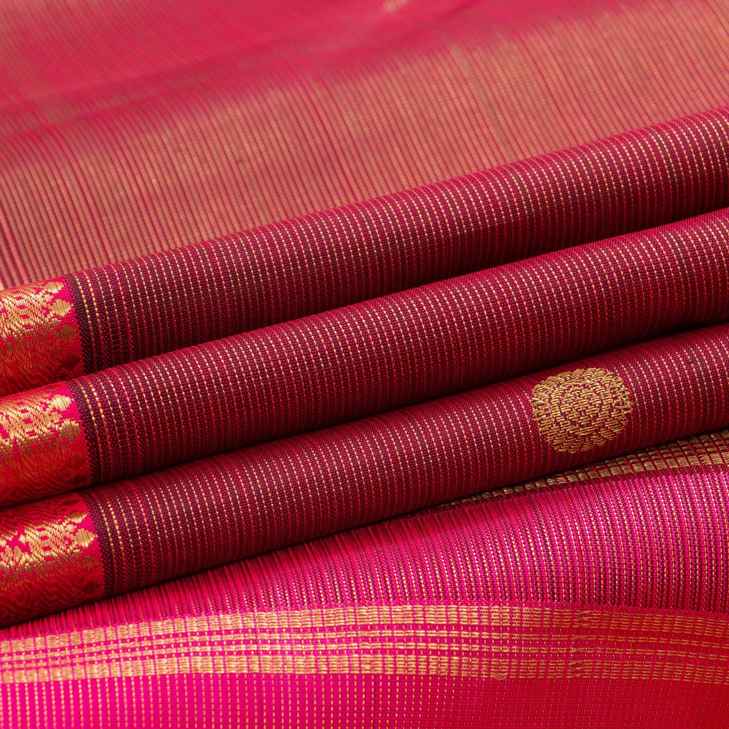 Maroon And Pink Kanchipuram Silk Saree With Medium Border Handwoven Pure Silk For Wedding Wear PV NYC 1196 - Silk Sari - Panjavarnam PV NYC 1196