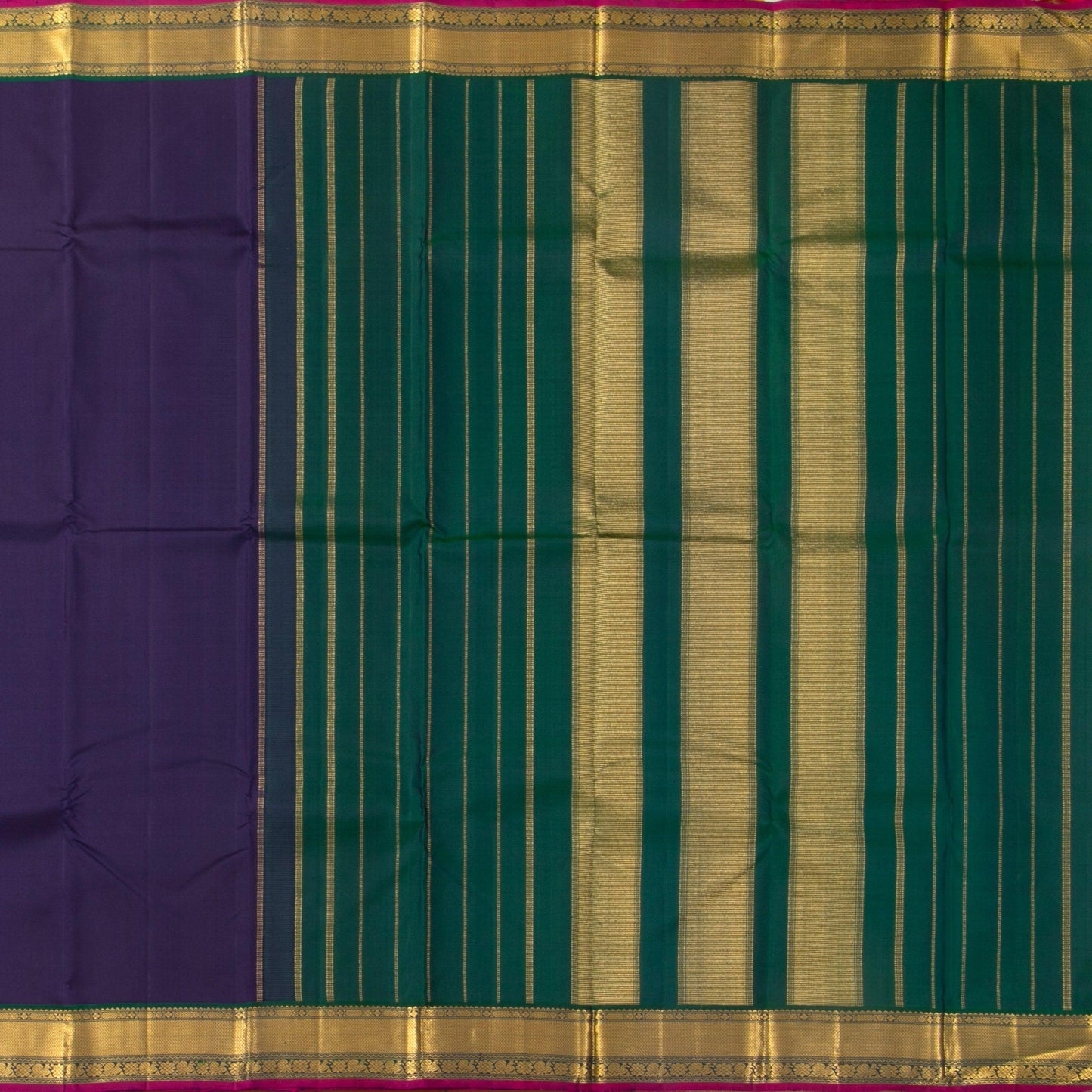 Navy Blue And Green Kanjivaram Silk Saree With Medium Border Handwoven Pure Silk For Festive Wear PV J 2936 - Silk Sari - Panjavarnam PV J 2936