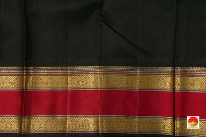 Off White And Black Kanchipuram Silk Saree Handwoven Pure Silk Pure Zari For Festive Wear PV NYC 810 - Silk Sari - Panjavarnam PV NYC 810