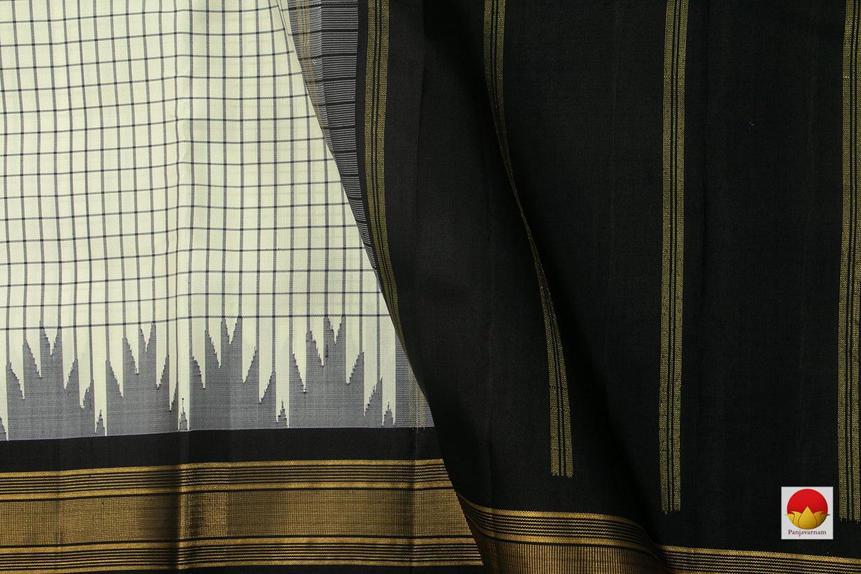 Off White And Black Kanchipuram Silk Saree With Temple Korvai Border Handwoven Pure Silk PV KNN 143 A - Silk Sari - Panjavarnam