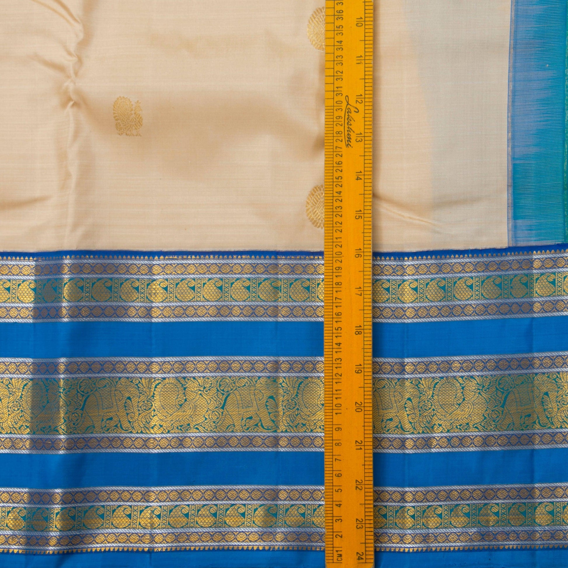 Off White And Blue Kanchipuram Silk Saree With Medium Border Handwoven Pure Silk For Festive Wear PV J 3762 - Silk Sari - Panjavarnam PV J 3762