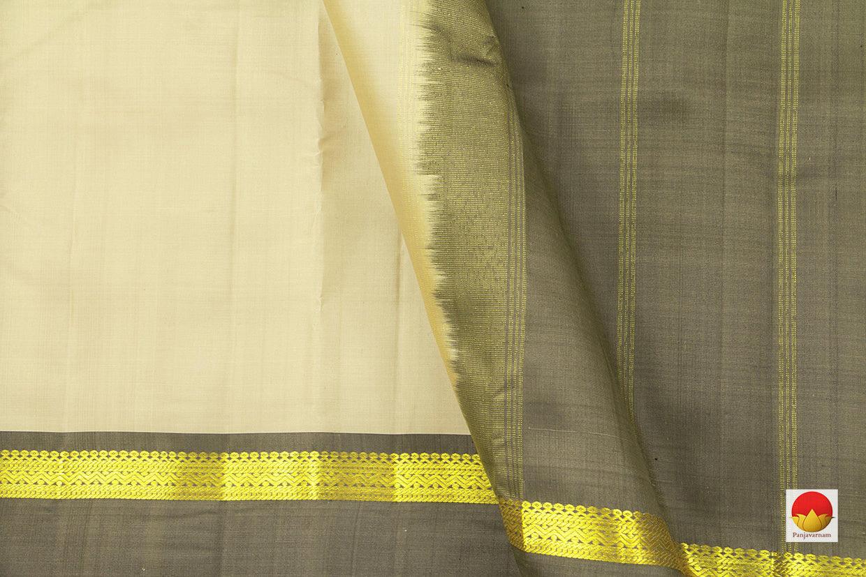 Off White And Grey Kanchipuram Silk Saree Handwoven Pure Silk Light Weight With Medium Border Office Wear PV KNN 164 - Silk Sari - Panjavarnam