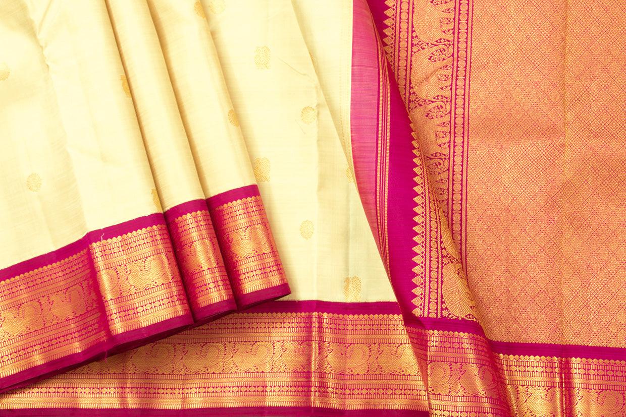 Off White And Pink Kanchipuram Silk Saree With Medium Border Handwoven Pure Silk For Wedding Wear PV NYC 1096 - Silk Sari - Panjavarnam PV NYC 1096