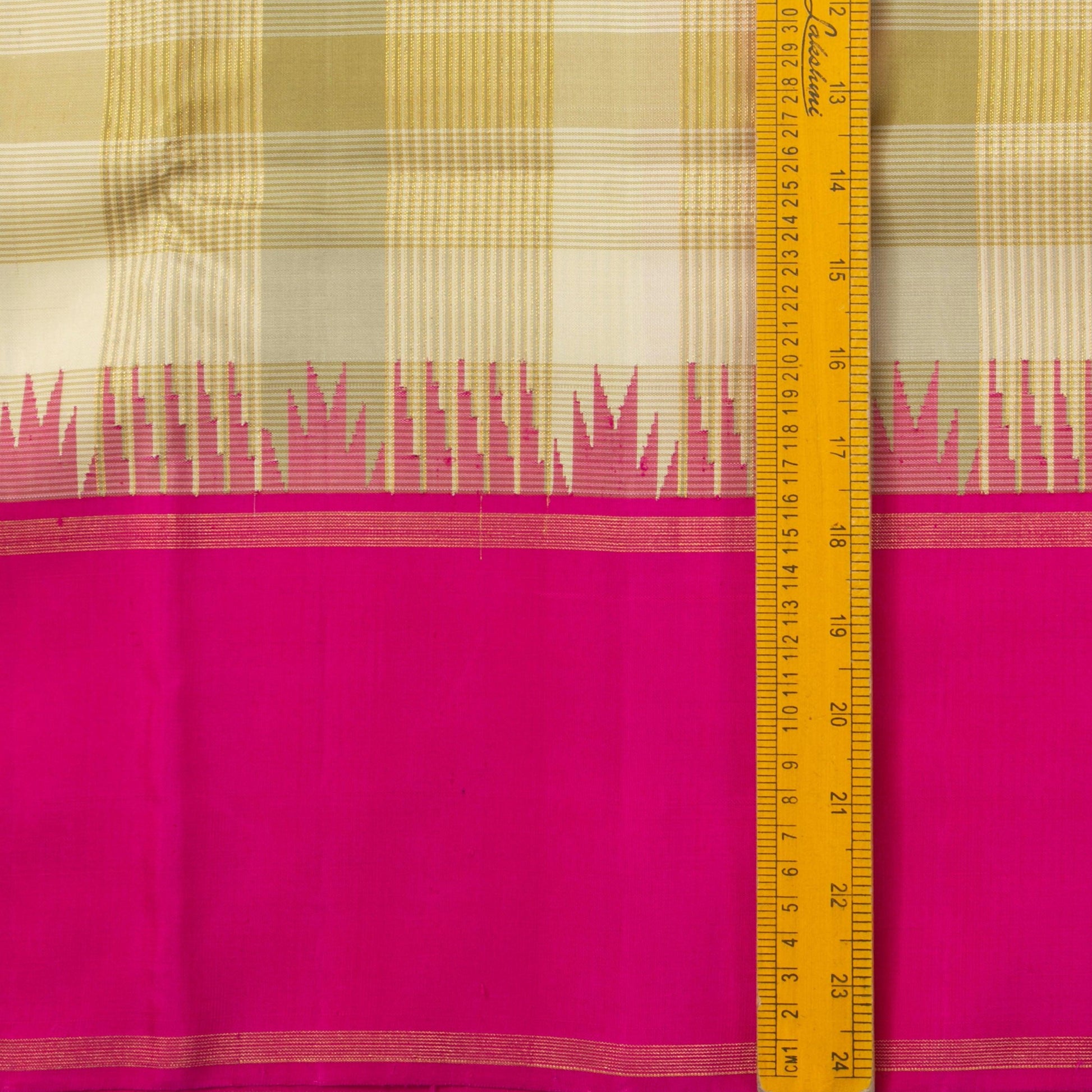 Off White And Pink Kanchipuram Silk Saree With Medium Border Handwoven Pure Silk For Wedding Wear PV NYC 1220 - Silk Sari - Panjavarnam PV NYC 1220