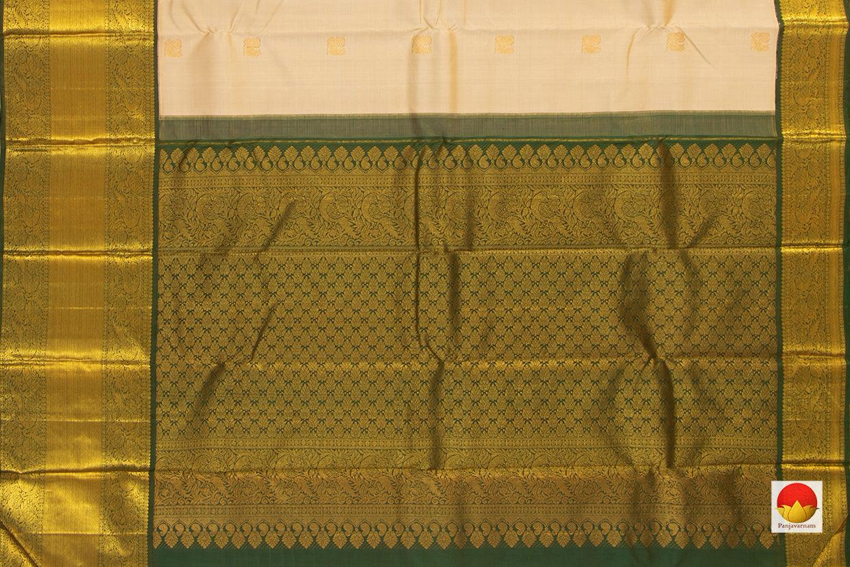 Off White Kanchipuram Silk Saree With Green Korvai Border Handwoven Pure Silk Pure Zari For Weddings - PV J 3210 - Silk Sari - Panjavarnam
