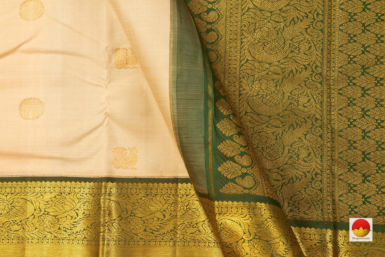 Off White Kanchipuram Silk Saree With Green Korvai Border Handwoven Pure Silk Pure Zari For Weddings - PV J 3210 - Silk Sari - Panjavarnam PV J 3210