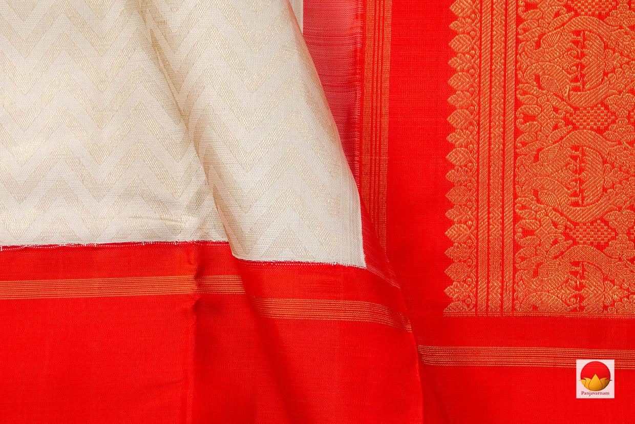 Off White Original Kanchipuram Silk Saree With Red Korvai Rettai Pettu Border Handwoven Pure Silk Pure Zari For Bridal Wear PV NYC 569 - Silk Sari - Panjavarnam