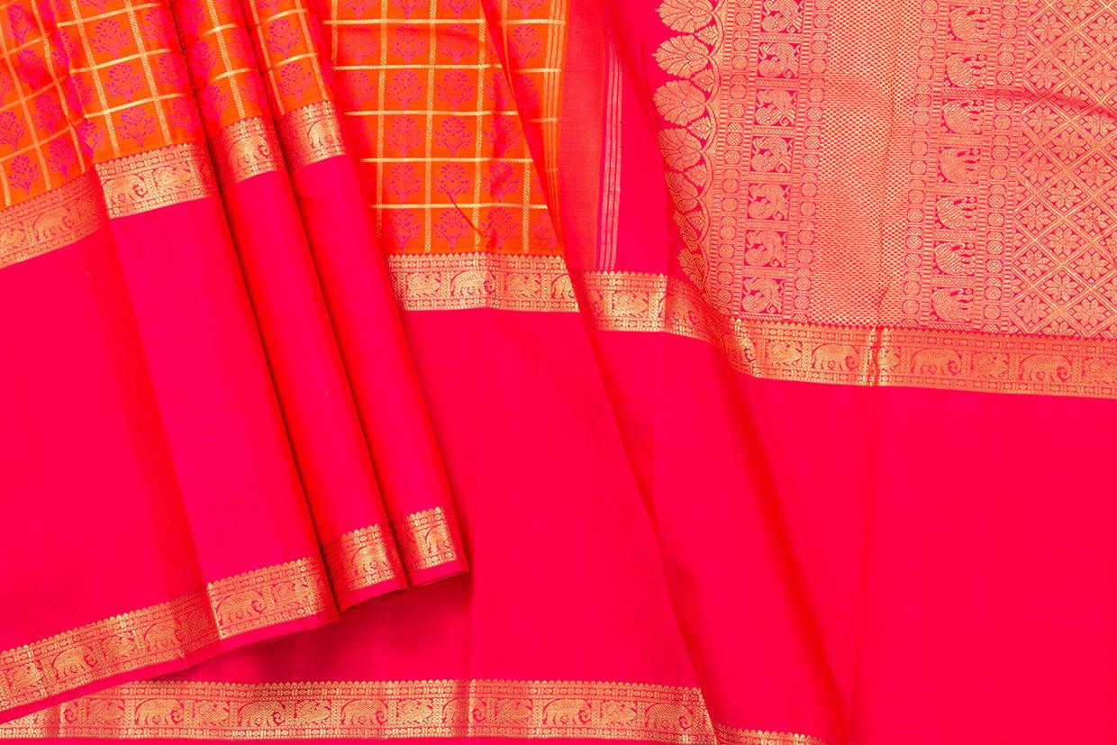 Orange And Pink Kanchipuram Silk Saree With Medium Border Handwoven Pure Silk For Wedding Wear PV NYC 1055 - Silk Sari - Panjavarnam PV NYC 1055