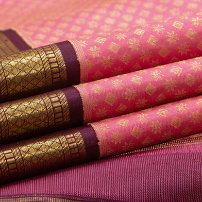 Peach And Maroon Kanchipuram Silk Saree With Medium Border Handwoven Pure Silk For Wedding Wear PV NYC 1143 - Silk Sari - Panjavarnam PV NYC 1143