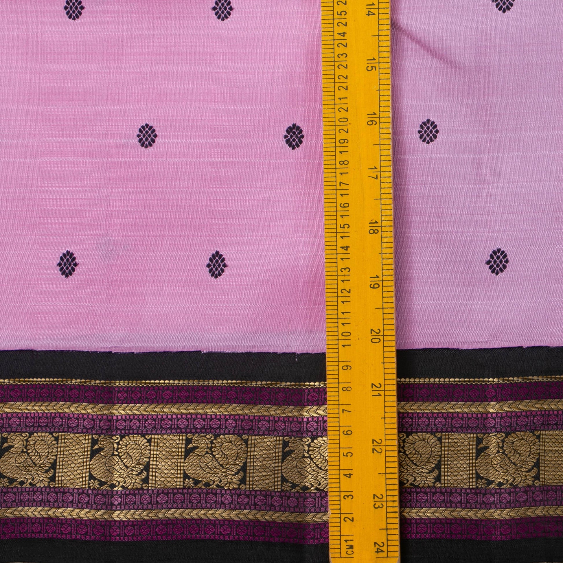 Pink And Black Kanchipuram Silk Saree With Medium Border Handwoven Pure Silk For Wedding Wear PV NYC 1161 - Silk Sari - Panjavarnam PV NYC 1161