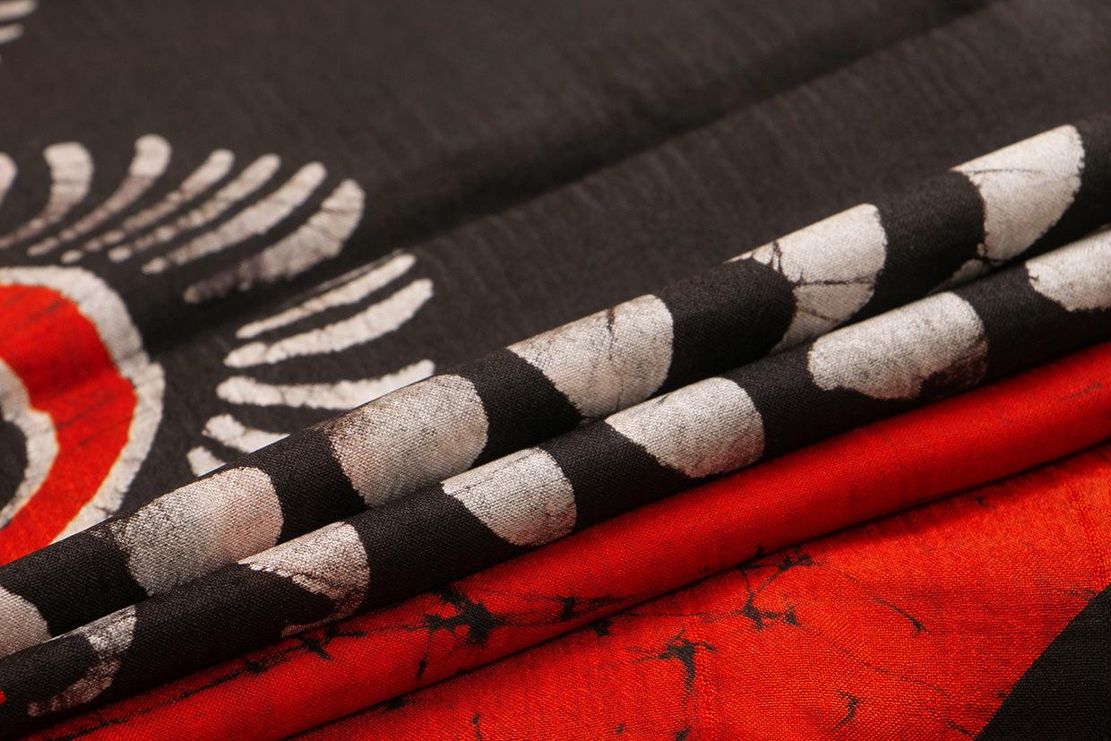 Red And Black Lightweight Batik Silk Saree Handwoven Pure Silk For Office Wear PB 326 - Batik Silk - Panjavarnam