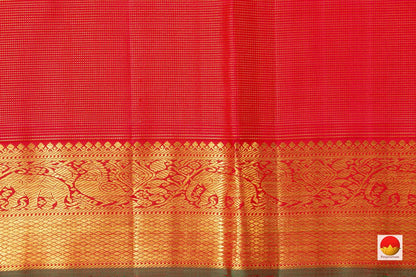 Red Kanchipuram Vairaoosi Silk Saree With Medium Border Handwoven Pure Silk For Wedding Wear PV NYC 1068 - Silk Sari - Panjavarnam PV NYC 1068