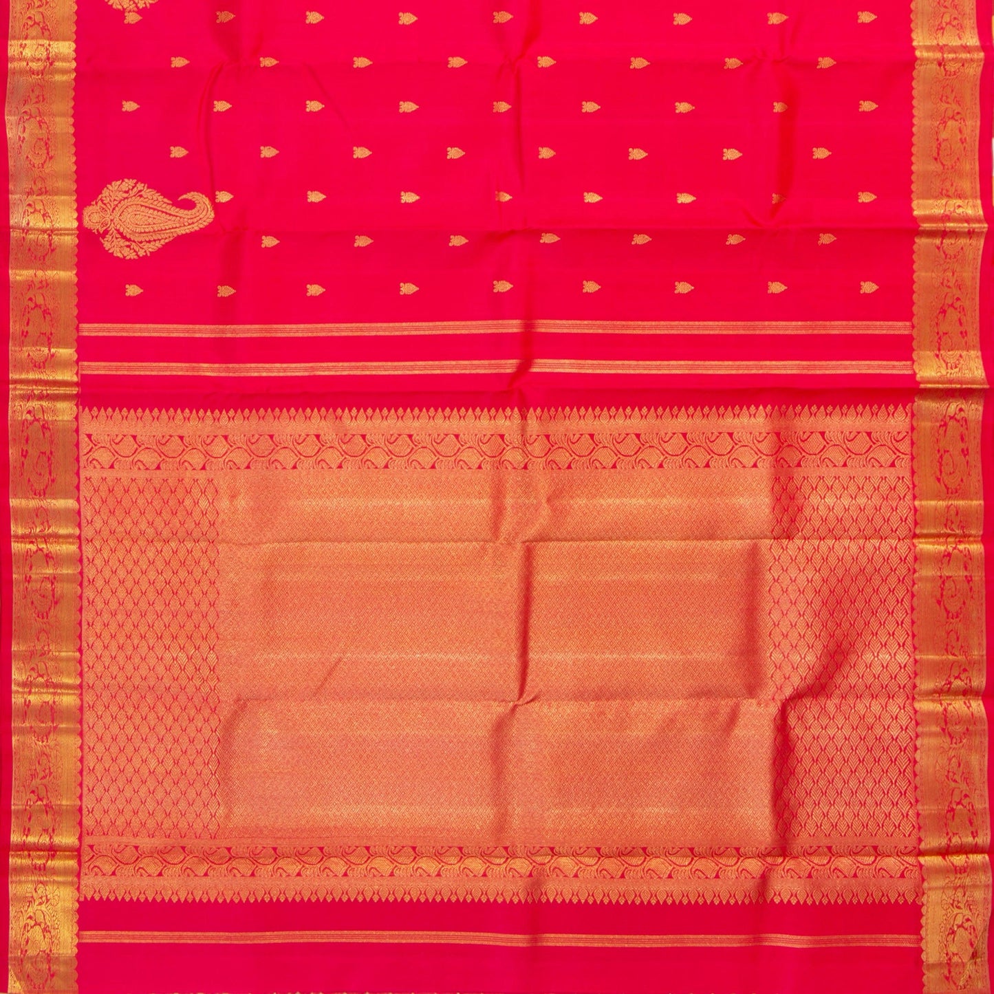 Red Kanjivaram Silk Saree With Zari Border For Wedding Wear PV NYC 1226 - Silk Sari - Panjavarnam PV NYC 1226